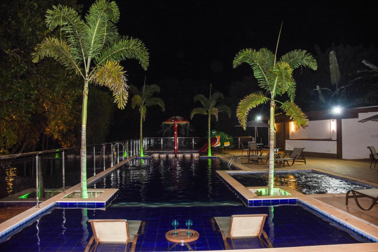 Hotel Chapadao Da Canastra Сан-Роки-ди-Минас Экстерьер фото
